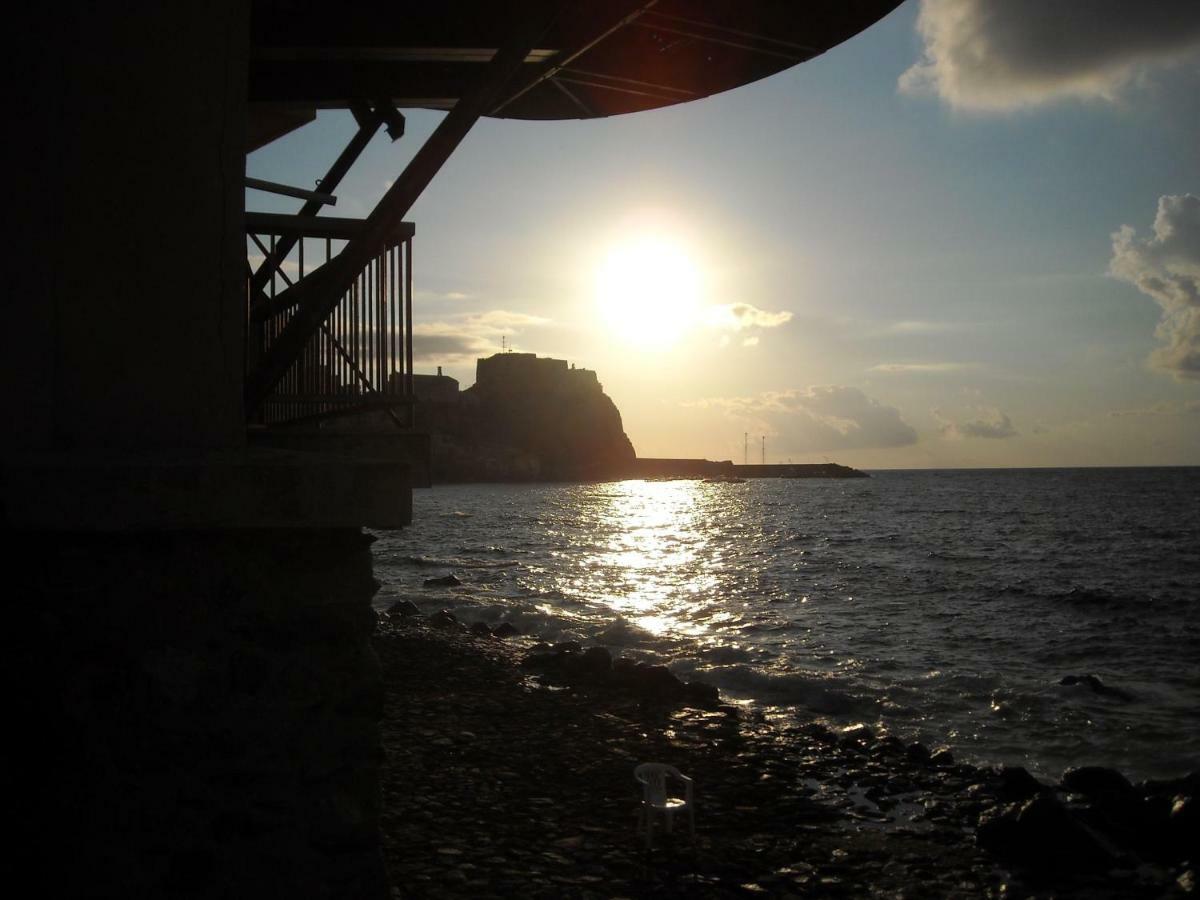 Casa Vacanze Scilla Eksteriør billede